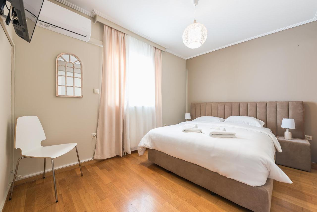 Luxury And Spacious Apt For 6 Guests أثينا المظهر الخارجي الصورة