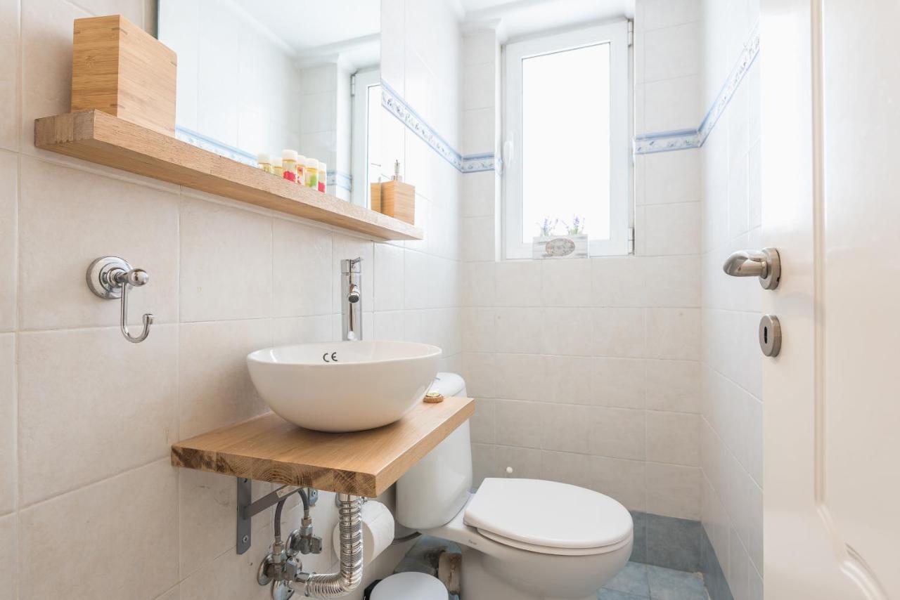 Luxury And Spacious Apt For 6 Guests أثينا المظهر الخارجي الصورة