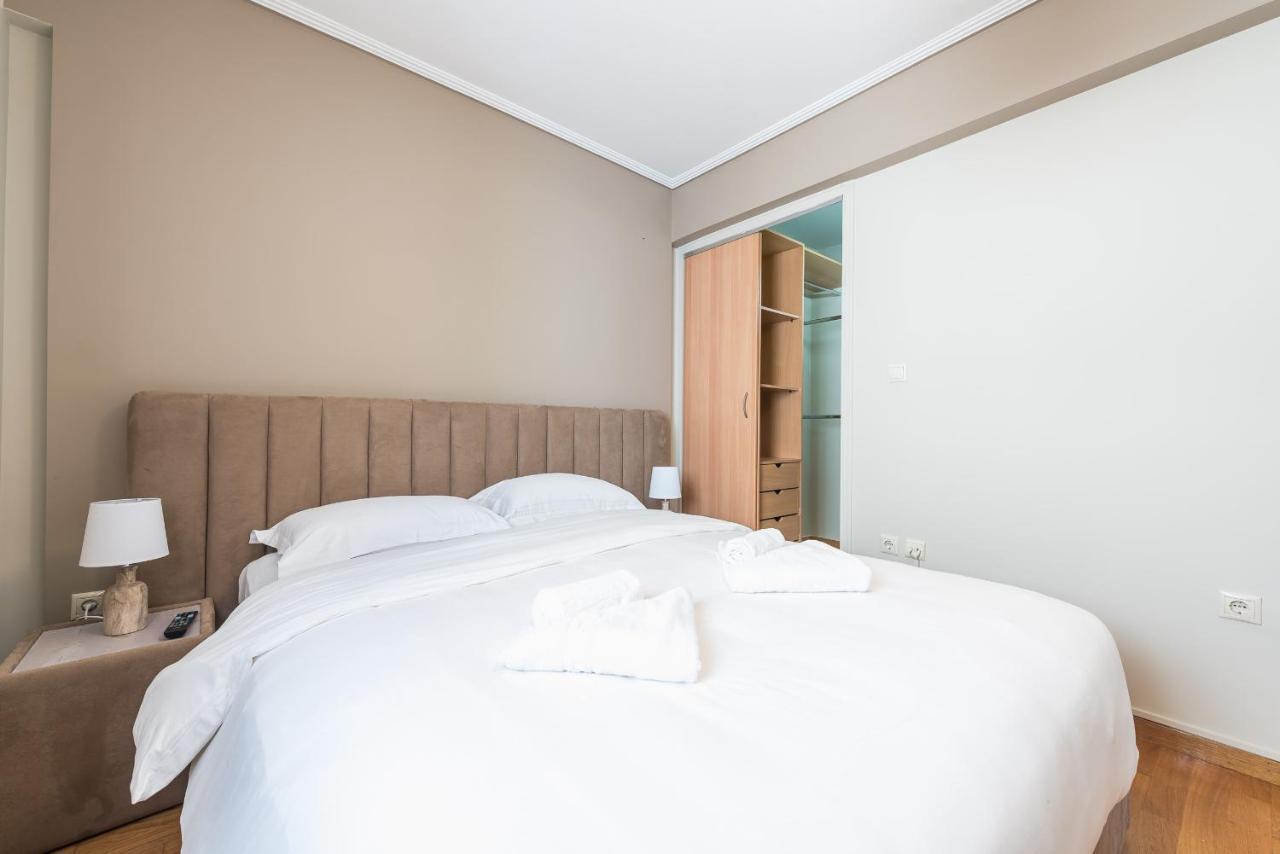 Luxury And Spacious Apt For 6 Guests أثينا المظهر الخارجي الصورة