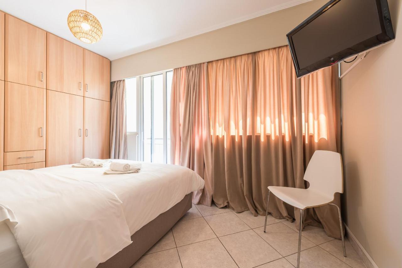 Luxury And Spacious Apt For 6 Guests أثينا المظهر الخارجي الصورة