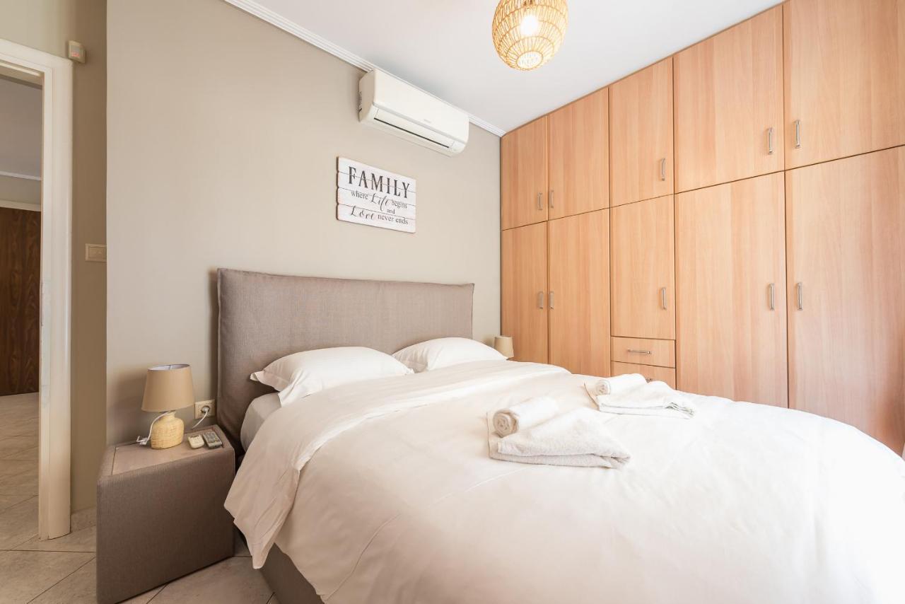 Luxury And Spacious Apt For 6 Guests أثينا المظهر الخارجي الصورة