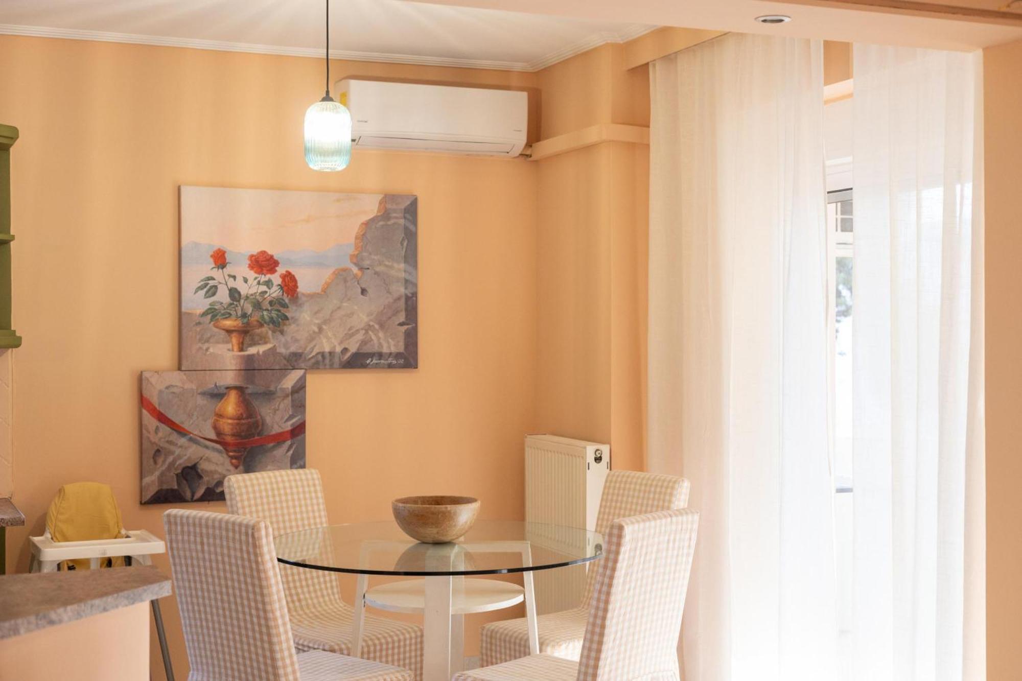 Luxury And Spacious Apt For 6 Guests أثينا المظهر الخارجي الصورة