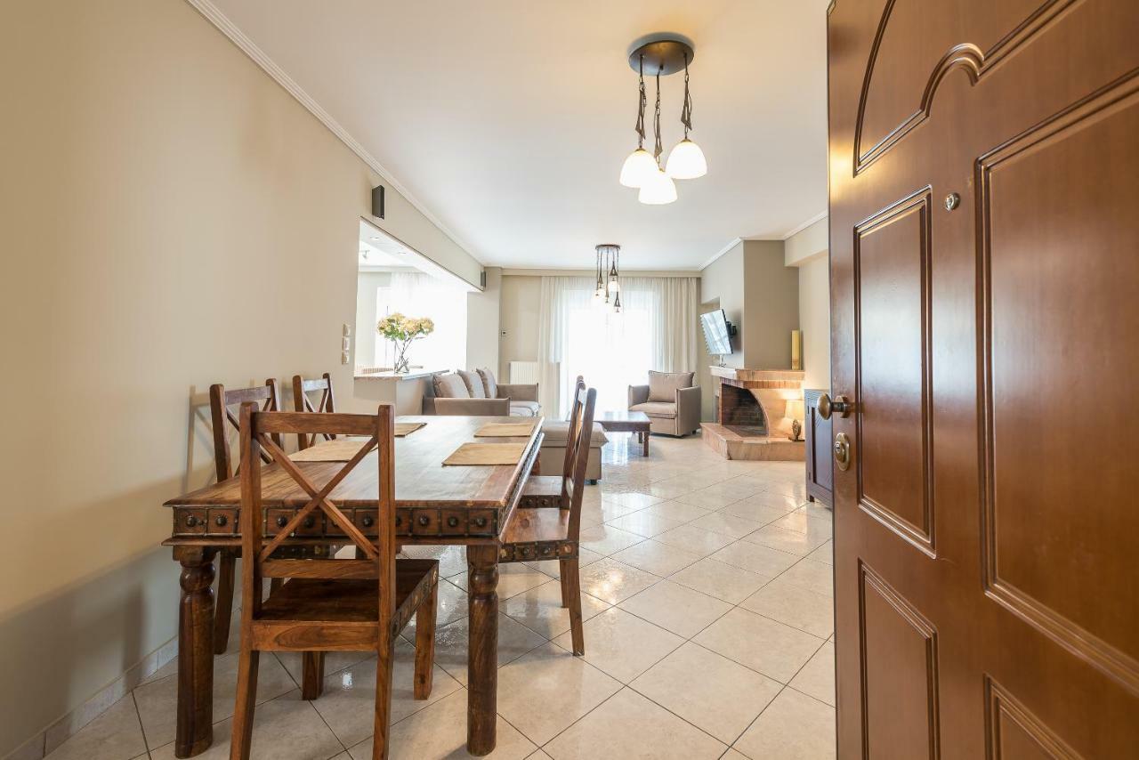 Luxury And Spacious Apt For 6 Guests أثينا المظهر الخارجي الصورة