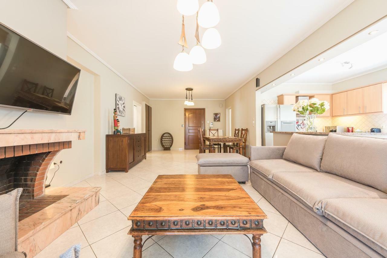 Luxury And Spacious Apt For 6 Guests أثينا المظهر الخارجي الصورة